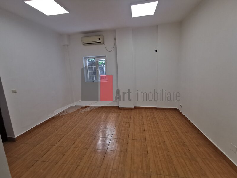 %0 Comision Spatiu comercial de inchiriat in zona Kogalniceanu/Cismigiu